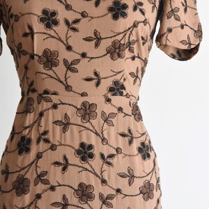 1950s Flowering Vines dress image 3