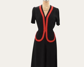 Vintage 1940s Black Rayon Red Trim U-Shaped Pockets • Medium / Large