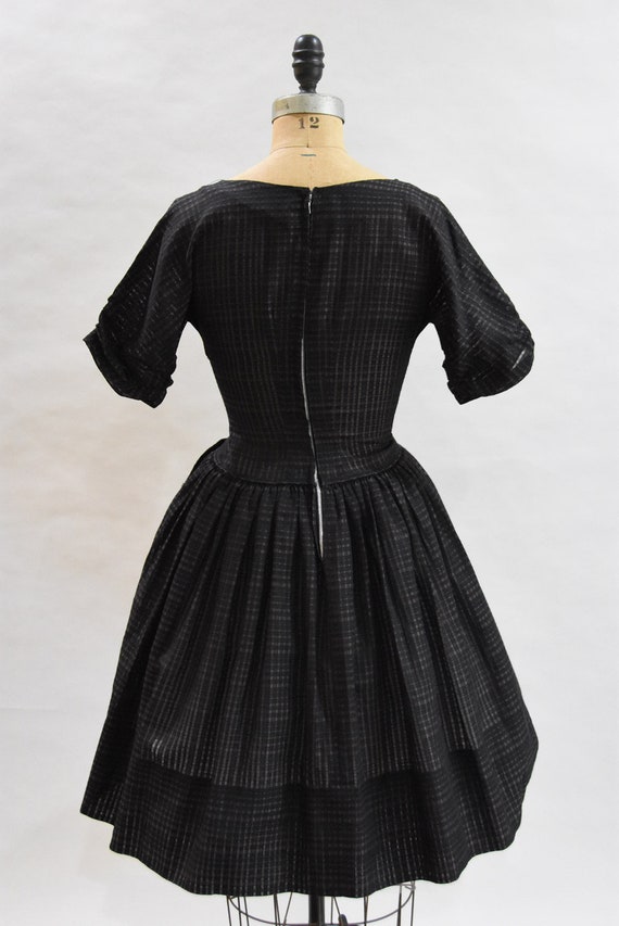 1950s Velvet Cupcake dress - image 6