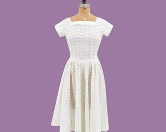 1950s Daylily cotton eyelet dress