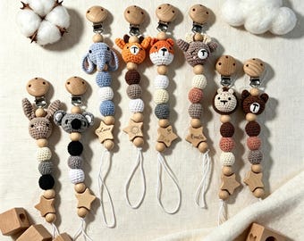 Personalized Animal Pacifier Clip, Custom Name Wooden Dummy Clip, Neutral Newborn Gift, Handmade Knit Baby Soother Chain, Pacifier Accessory