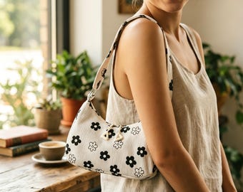 Borsa a tracolla Kawaii in velluto a coste con stampa floreale e frutta, tracolla regolabile, borsa a spalla da ascella, borsa a tracolla con stampa carina, borsa minimalista per tutti i giorni.