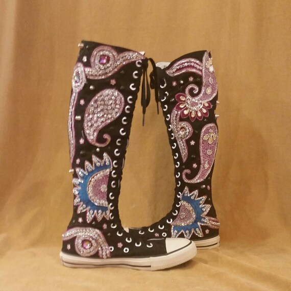 Unique en son genre que style CONVERSE hautes bottes faite avec un matériau incrusté de pierres précieuses de la taille de l’Inde 8 1/2 vendu | Commandes Sont Les Bienvenues
Unique en son genre que style CONVERSE hautes hautes hautes bottes faite avec un matériau incrusté de pierres précieuses de la taille de l’Inde 8 1/2 vendu | Commandes Sont Les Bienvenues
814609