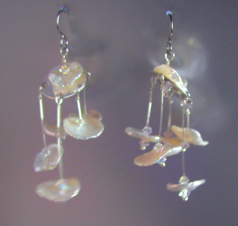 Cream Freshwater Pearl Art Mobile Earrings