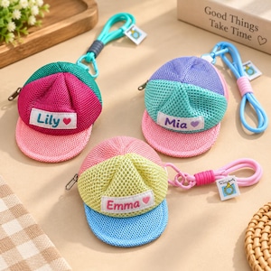 Personalized Mini Cap Coin Purse Keychain, Embroidered Name Mesh Zipper Pouch, Backpack Bag Charm, Kids Gift