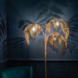 Tommy bahama palm 2024 tree floor lamp