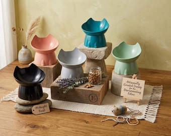 Verhoogde kattenvoerbak, verhoogde, schuine voerbak voor huisdieren, anti-kantelbare voerbak voor katten, nekvriendelijk ontwerp, plastic kattenvoerbak, 1 stuk