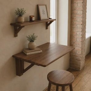 Mesa plegable de pared con estantes, escritorio de madera natural que ahorra espacio.