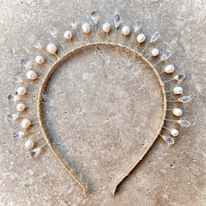 Pearl and Crystal Halo Crown - Sunburst Crown  - Bridal Crown - Met Gala Crown - Pearl Crown - Pearl Tiara