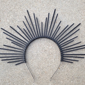Halo Crown, Sunburst Crown, Black Halo Crown, Black Crown, Black Halo Headpiece, Festival Crown, Festival Halo, Sun Crown, Halo Headband