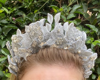 Princess Kate Flower Crown -Kate Middleton Floral Crown -Halo Crown -Floral Bridal Crown -Emroidered Floral Crown -Tiara - Flower Tiara