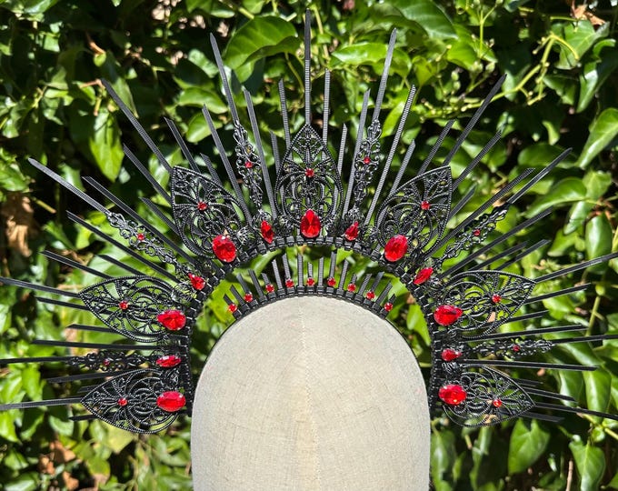 Black Halo Crown, Black Gothic Crown, Black Halo Headpiece, Dark Gothic Halo, Sun Crown, Halo Headband, Black and Red Headpiece