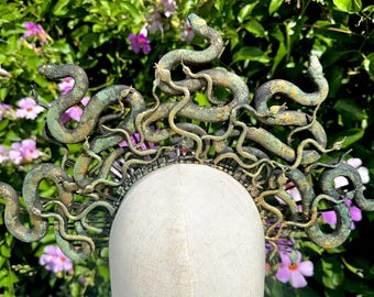 Medusa Sunburst Halo Crown, Goddess Headpiece, Snake Crown, Medusa Halo Headpiece, Gold Medusa Crown, Snake Headpiece, Medusa Snake Crown
