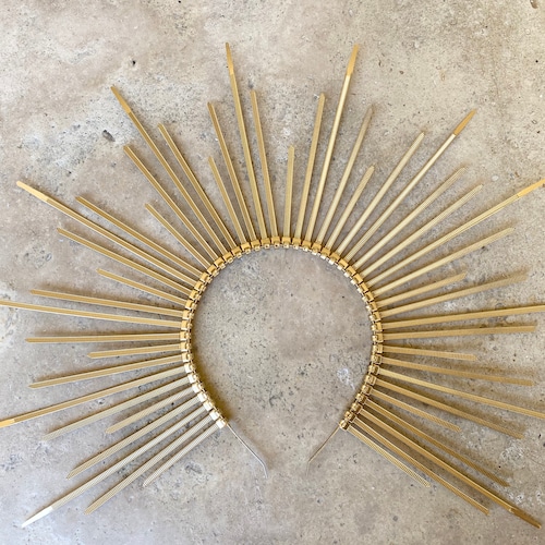 Couronne halo dorée, couronne sunburst, casque halo, couronne en or, couronne du festival, couronne soleil, bandeau halo, couronne du dieu soleil