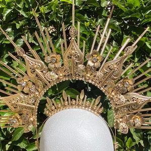Halo Crown Sunburst Crown Embellished Halo Gold Halo Headpiece Gold Crown Festival Crown Sun Goddess Crown Halo Headband Gold Headpiece