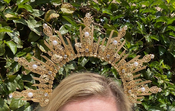Halo Crown - Sunburst Crown - Embellished Pearl and  display picture 1