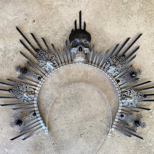 Halo Crown, Sunburst Crown, Embellished Halo, Skull Crown, Day of the Dead Headpiece, Day of the Dead Halo, Skull Headpiece, Gothic Crown