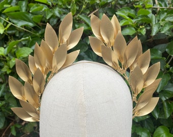 Halo Crown - Wreath Crown - Laurel Wreath Crown - Greek God Crown - Leaf Halo -Laurel Wreath  - Laurel Leaf Bridal Crown - Bridal Leaf Crown