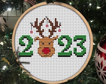 Christmas 2023 Reindeer Ornament CROSS STITCH PATTERN pdf - silly, cute, fun and easy, great for beginners and a great gift!