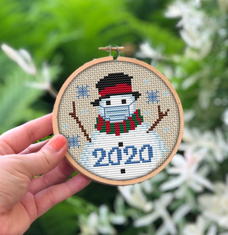 A Very Covid Christmas 2020 Ornament Snowman Cross Stitch Pattern PDF mask, coronavirus, quarantine, pandemic, gift, diy, 画像 4