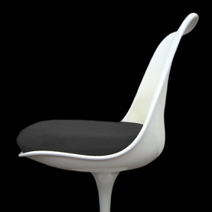 Capa de almofada slip-on para cadeira lateral Saarinen Tulip - Várias cores disponíveis!