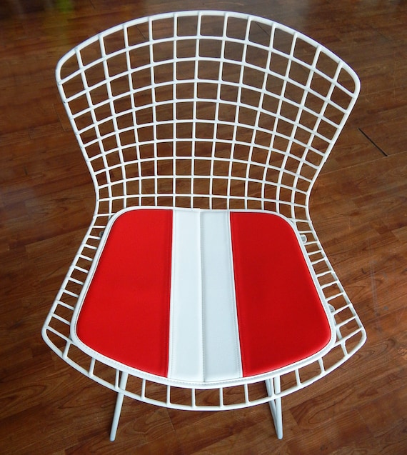 Chaise on sale style bertoia