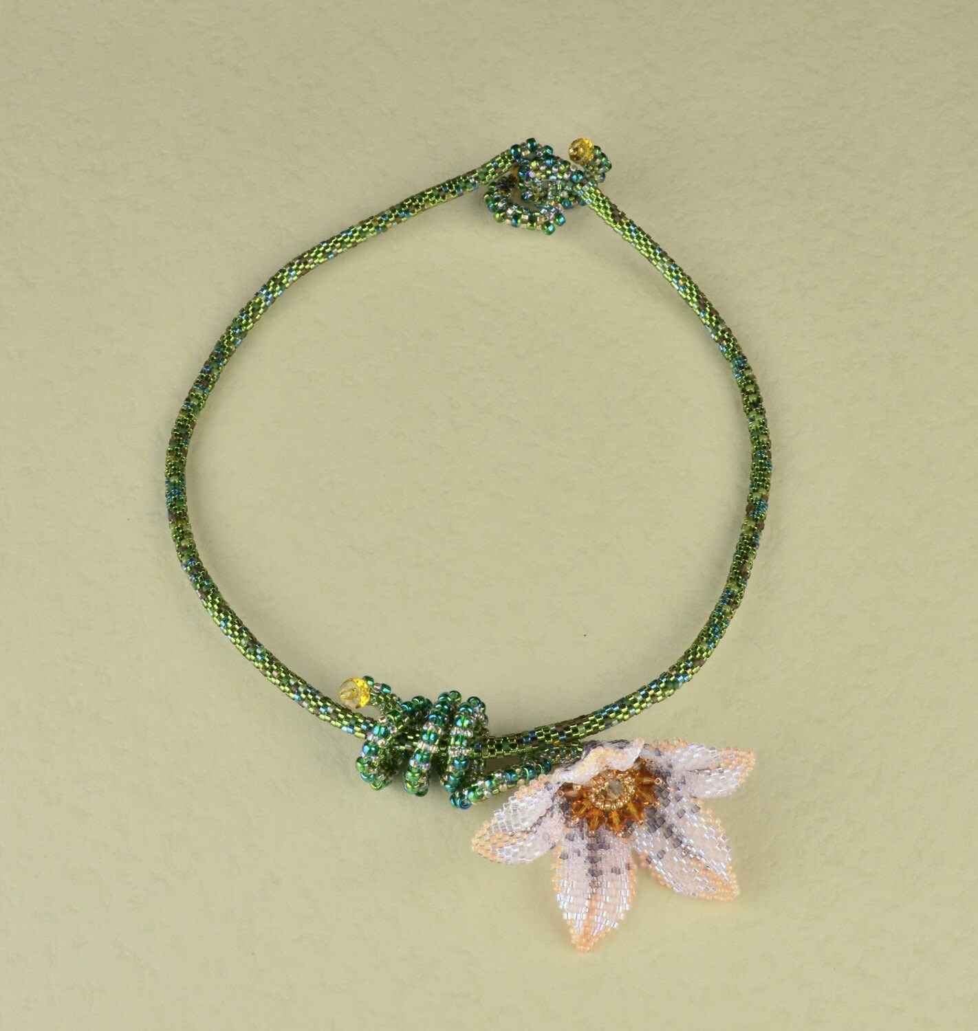 Flower Necklace. Beaded Flower Necklace. Short Necklace. Etsy