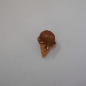Novelty Button - Ice Cream Cone - brown - chocolate 7/8&quot;