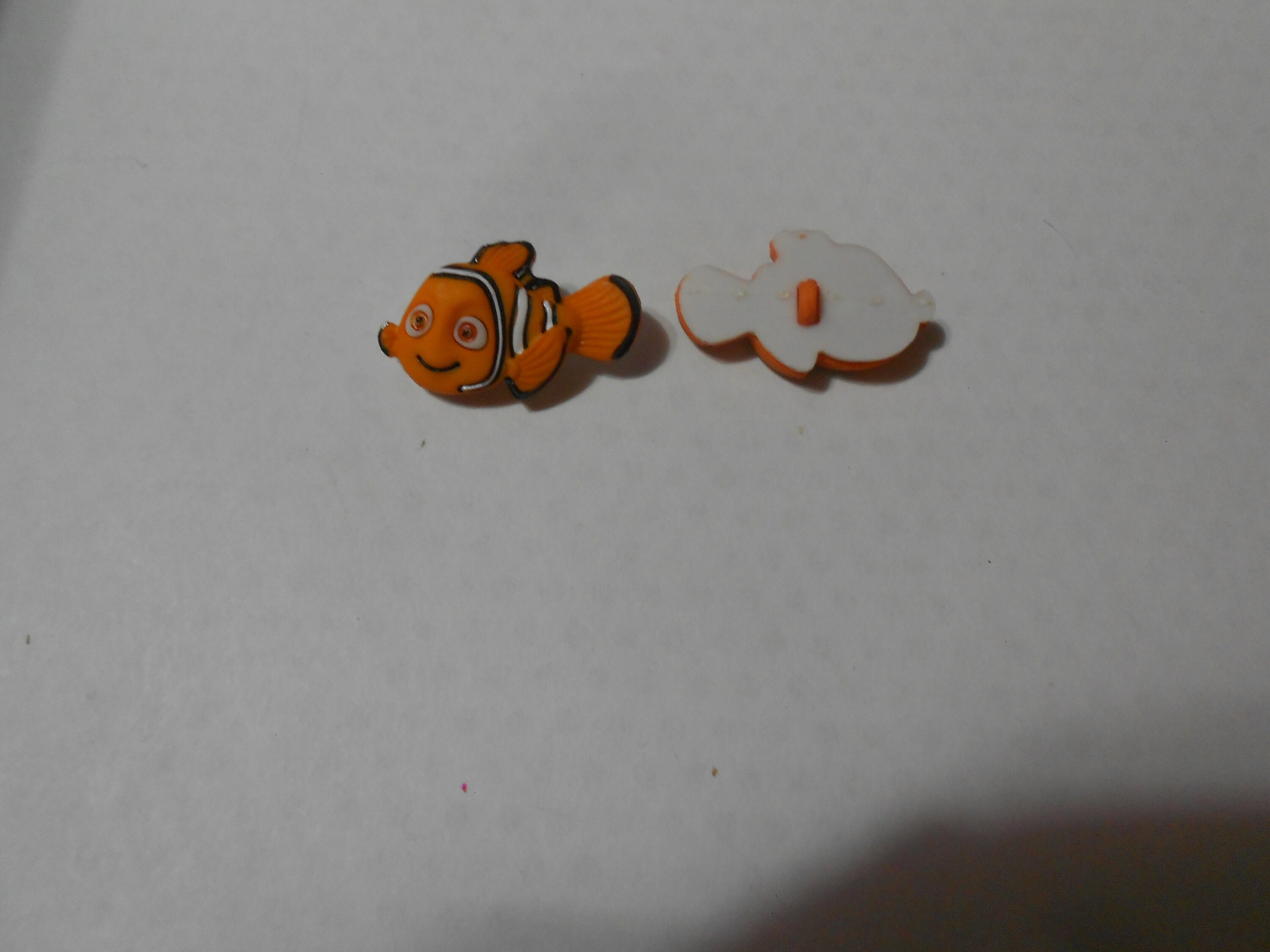 Novelty Button - FINDING NEMO - Nemo 1 1/8