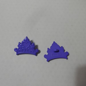 Novelty Button - DISNEY PRINCESS CROWN - Dark Purple 1"