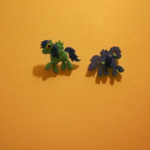 Novelty Button - Pegasus Pony - Blue 1&quot;