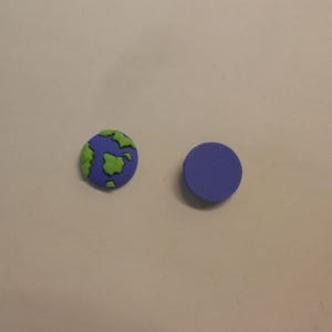 Dos plat ou embellissement - ESPACE - Terre ou monde 7/8"