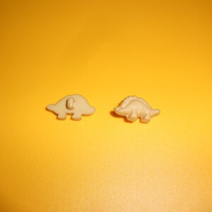 Botón de novedad - STEGOSAURUS - Marrón 1&quot;