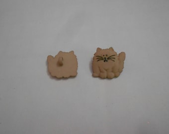 Novelty Button - FAT CAT - Light Brown  7/8"