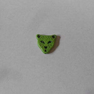 Bead - Stone LION HEAD - Green 21 mm