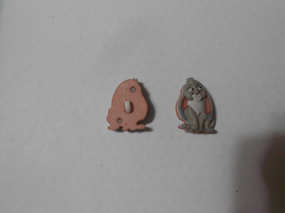 Novelty Button - CLOVER - the Rabbit From Sofia the First (disney) 7/8 ...