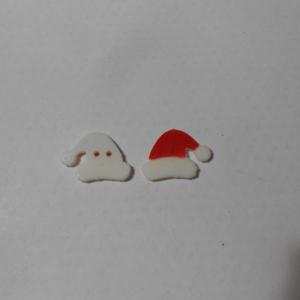 Novelty Button - SANTA HAT (sew-thru)    1"