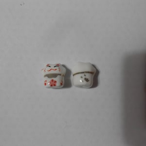 Ceramic Bead - ASIAN KITTY CAT