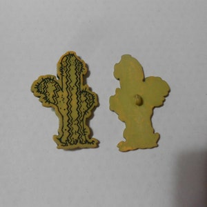 Novelty Button - TALL CACTUS  2&quot;
