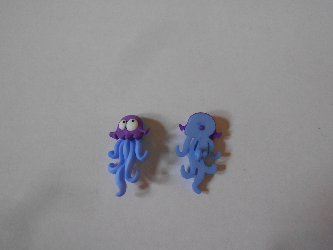 Novelty Button - CREATURES of the SEA - Jelly Fish (purple & Blue) 1 3/ ...