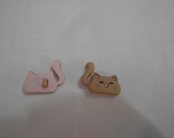 Novelty Button - THE COOLEST CAT - Brown (closed eyes)  1"