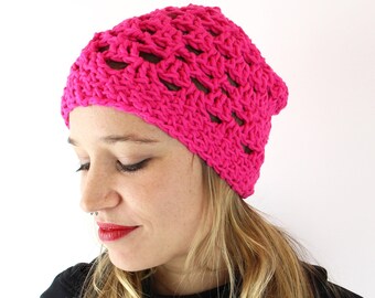 Crochet hat in green, blue or pink