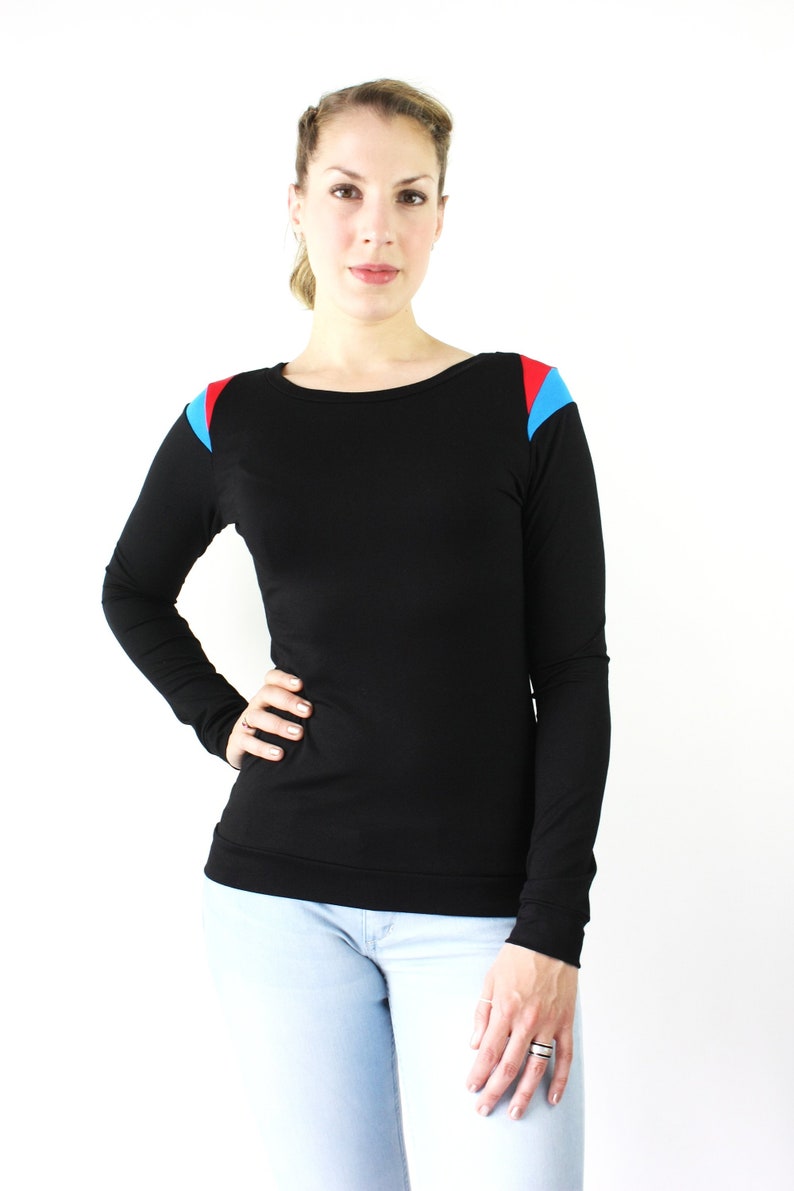 womens handmade fashion, black longsleeve, woman longsleeves, sweatshirt black blue red, unique jersey sweatshirts, handmade in Berlin image 2