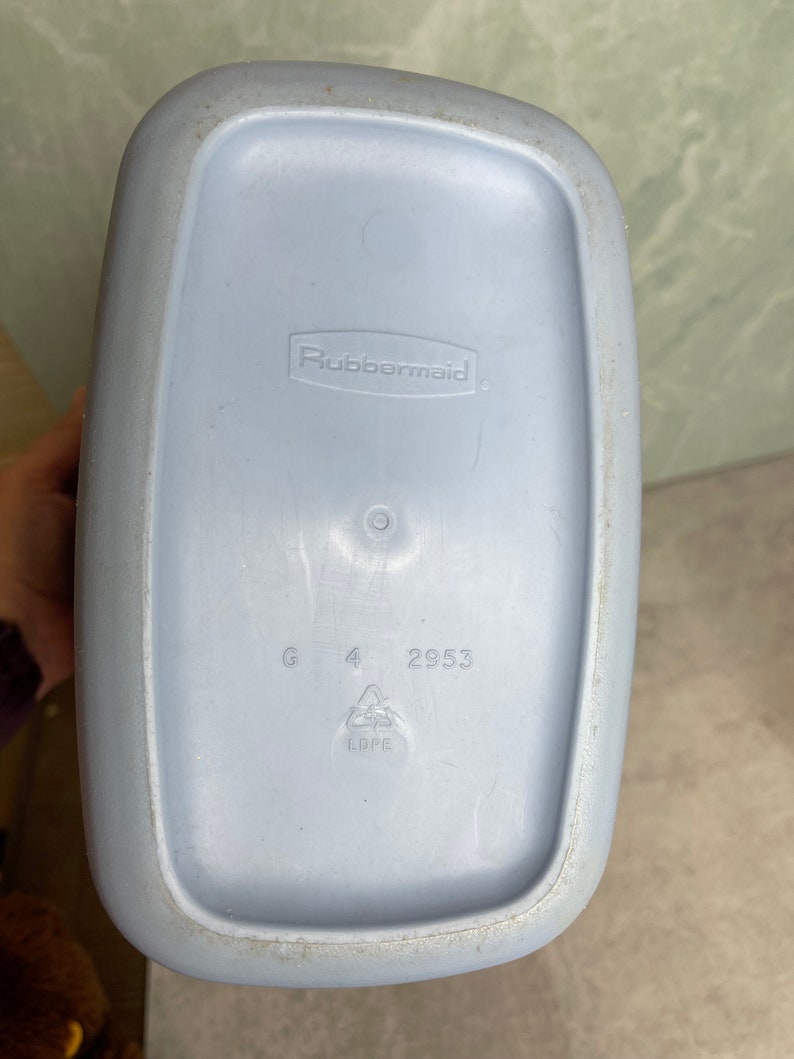 Vintage Rubbermaid 10 blue Vanity Waste Basket Trash Can 2953 image 2