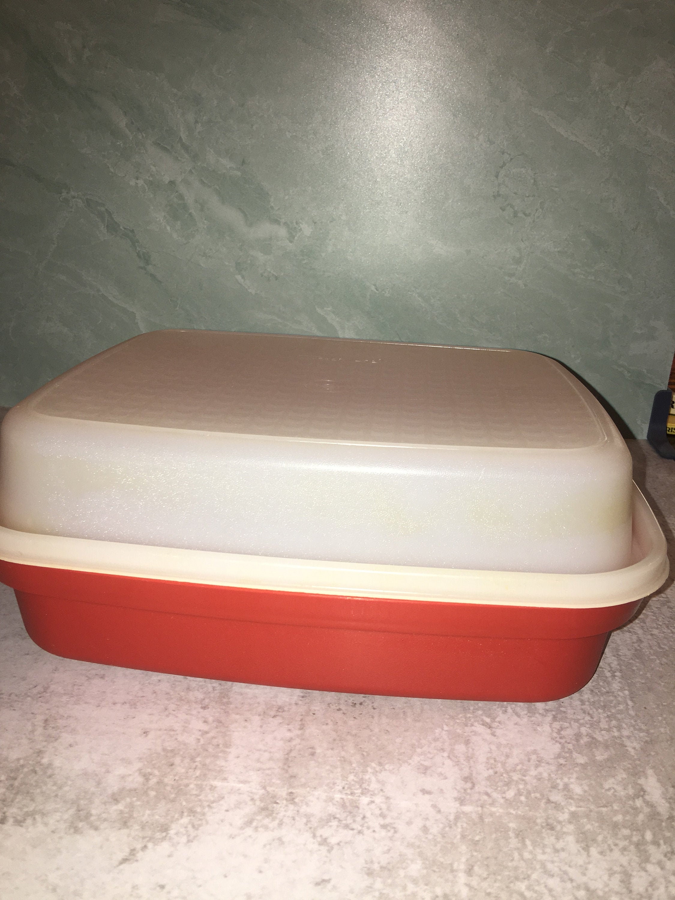 Tupperware Marinating Container/Keeper With Lid 1294-5 Brick Red