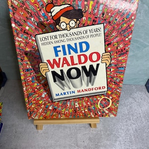 Vintage 1988  Find Waldo now book Hardcover 80s Martin Handford