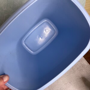 Vintage Rubbermaid 10 blue Vanity Waste Basket Trash Can 2953 image 3