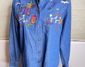 Vintage Karen Scott Soft Denim embroidered Halloween shirt top Size small Cotton