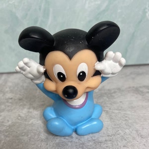 Mickey mouse sales squeaky toy