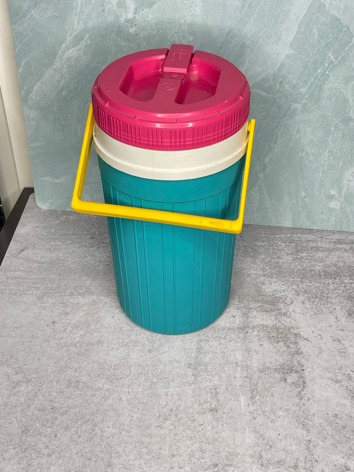 1980 igloo cooler